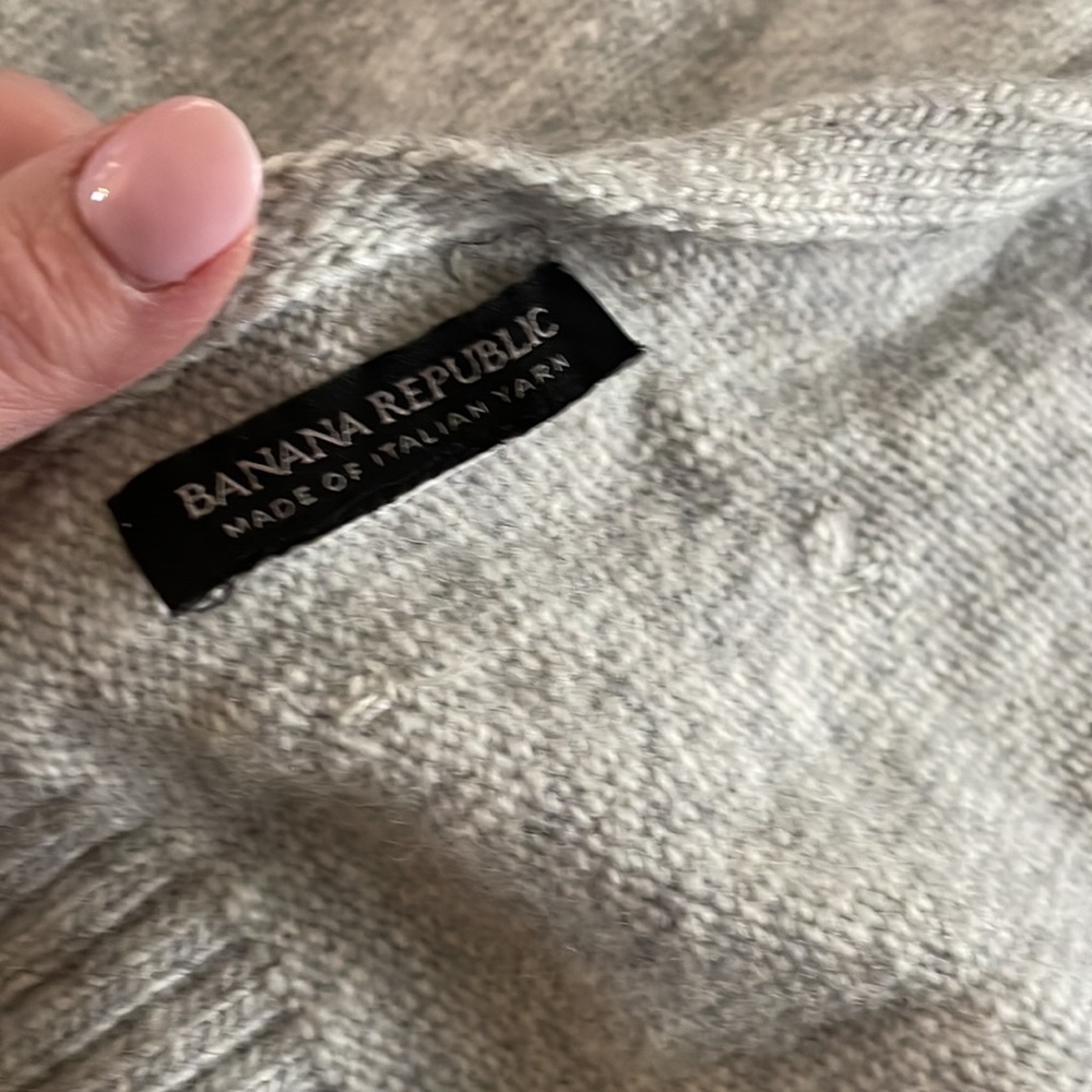 Banana Republic Italian Yarn knit jewelled skarf limited edition wrap - Picture 4 of 4